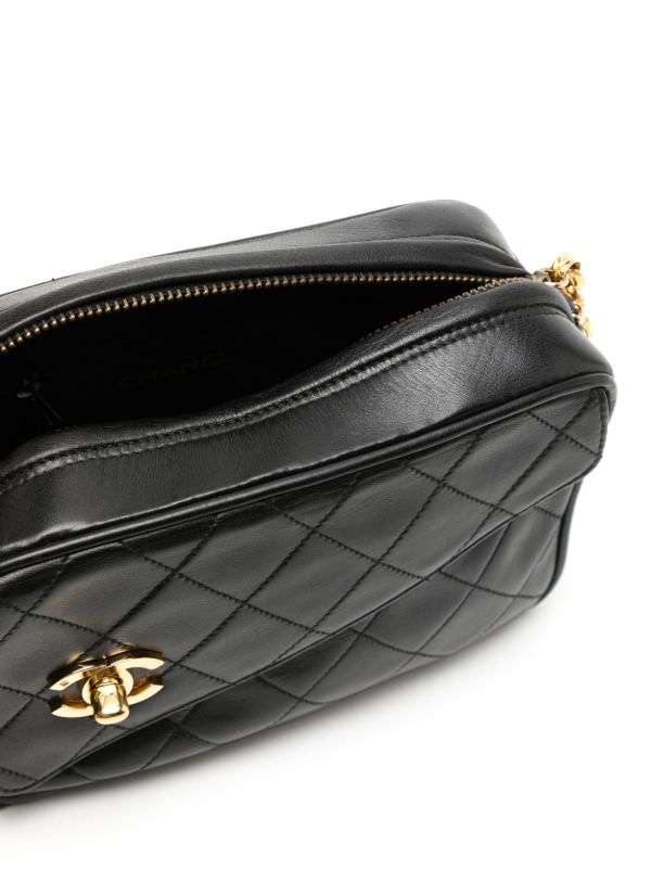 CHANEL Pre-Owned 1992 diamond-quilted Bijoux Camera Bag | Black