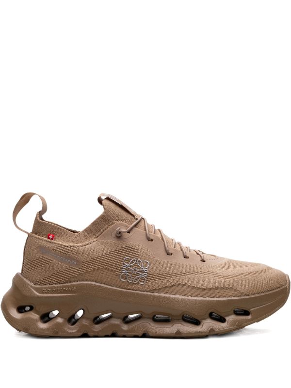 On x Loewe Cloudtilt 'Dark Sand' スニーカー | ブラウン | FARFETCH JP