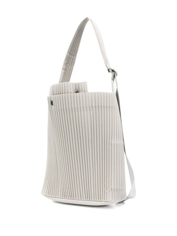 Homme Plissé Issey Miyake Utility ショルダーバッグ L | ホワイト