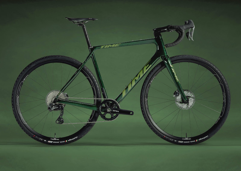 タイム初のグラベルバイク ADHX（アルプデュエズ X）が誕生