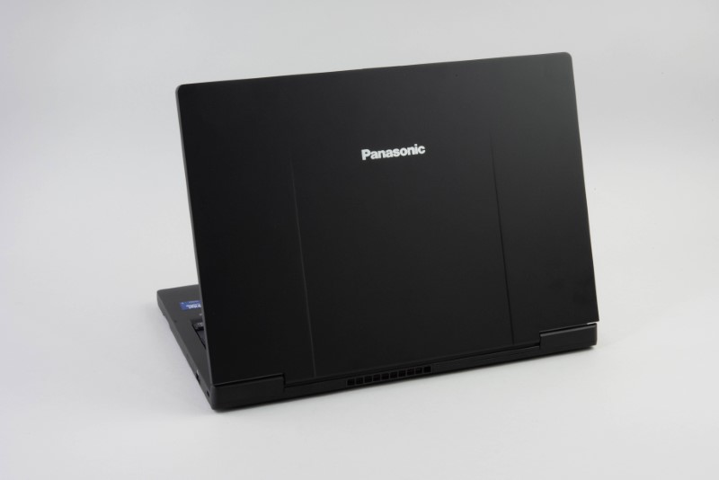 拡張性や駆動時間が魅力の「Let's Note FC」、それでも今季の購入は