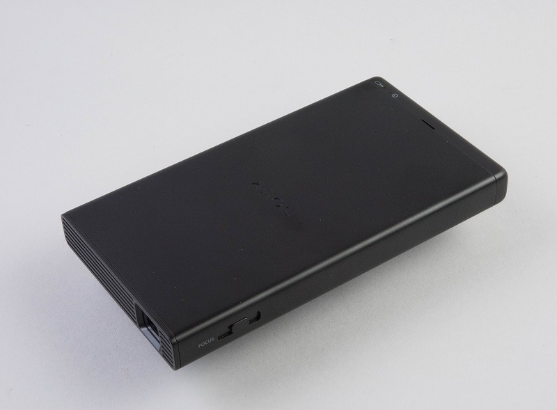 ソニーのモバイルプロジェクター、唯一残念な点とは？ | 日経クロス
