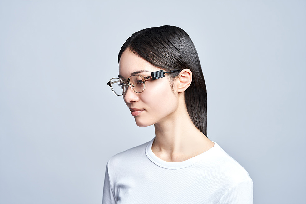 パソコン操るJINSの眼鏡が初回2日で完売 使って分かった利点と課題