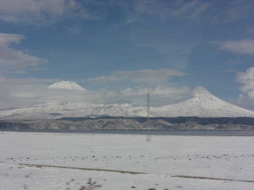 東トルコ辺境の旅1 真冬の東アナトリア横断 ヴァン（ワン）と大小