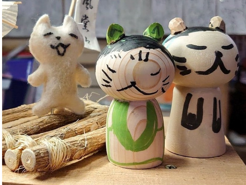 こけし絵付け体験】うらにわあとりえで出来るにゃんこけしの絵付け体験