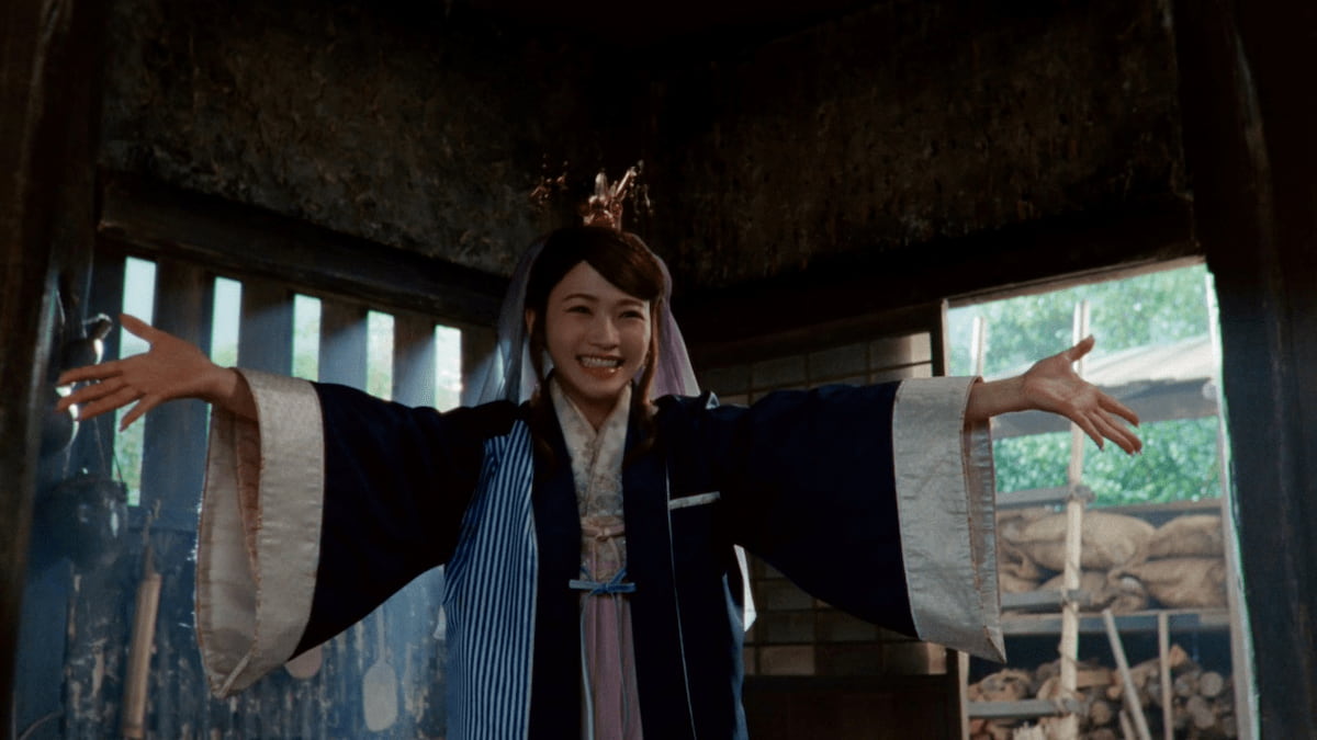 au三太郎のお正月CMは「みんなでハピろー！」ローソンの店頭企画も連動