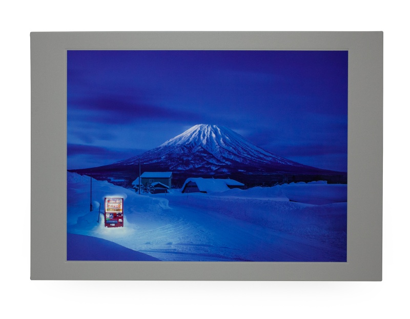 Roadside Lights Seasons: Winter (C) - Eiji OHASHI | AKIO NAGASAWA