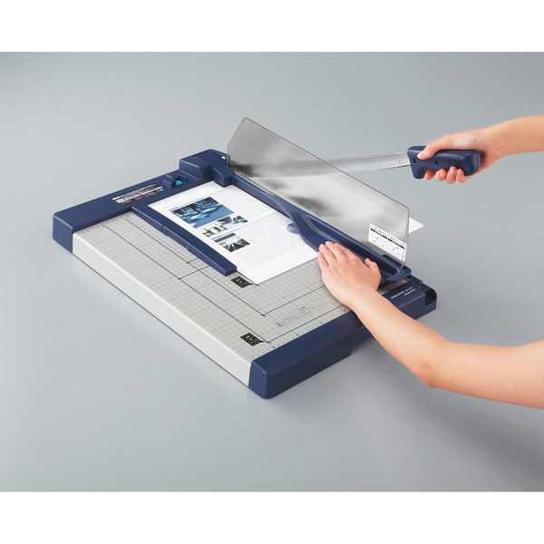 コクヨ ペーパーカッター 押し切り式 A4 裁断機 DN-G103 1台 - アスクル