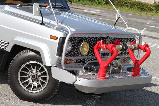 西部警察「日産 サファリ 4WD」、 ゲン(苅谷俊介)の運転で30年ぶりの