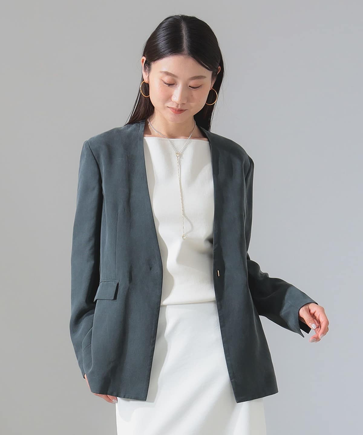 Demi-Luxe BEAMS（デミルクス ビームス）ノーカラー フィブリル