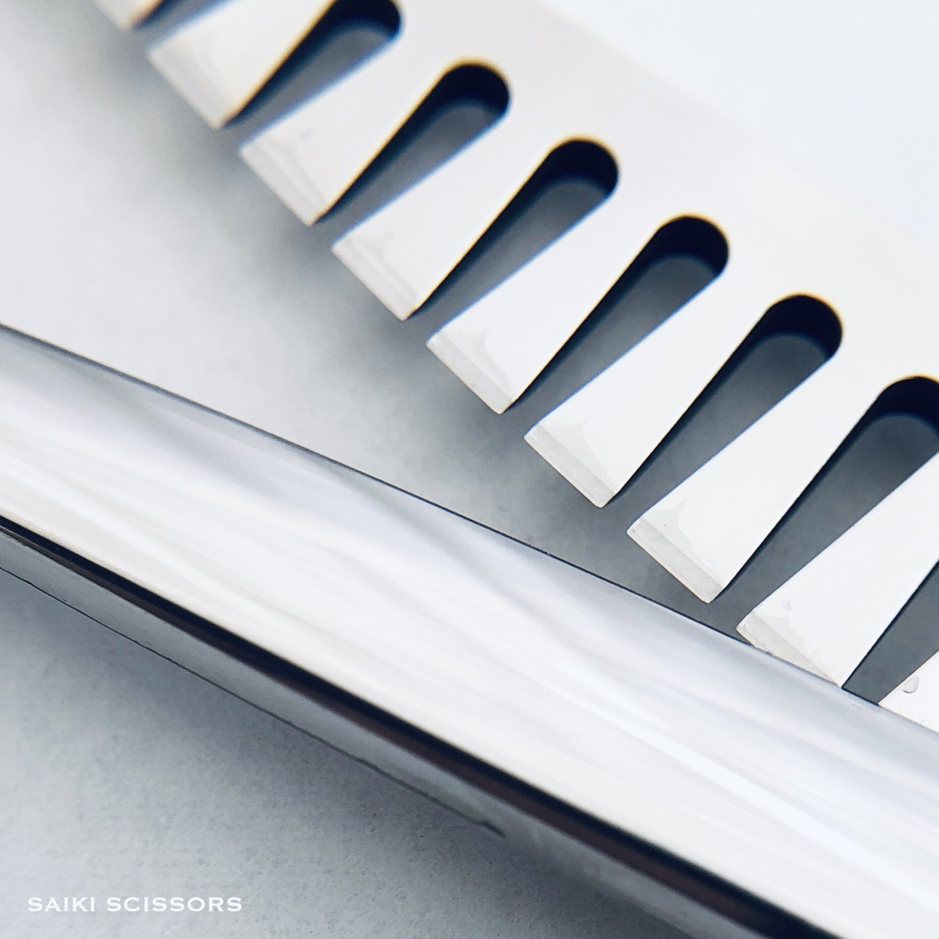 YX14N - 髪を傷めない美容ハサミ｜サイキシザーズ