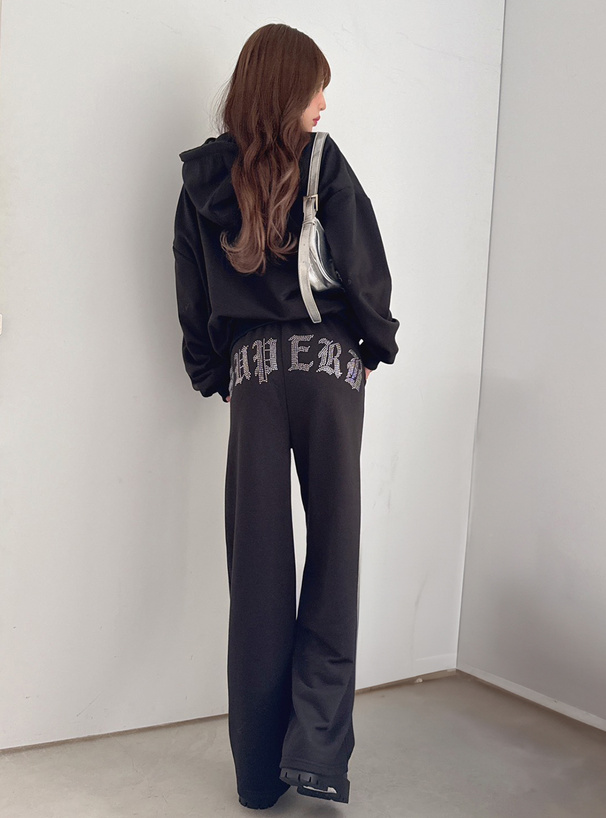 ラインストーンロゴパーカー×ワイドパンツスウェットセットアップ