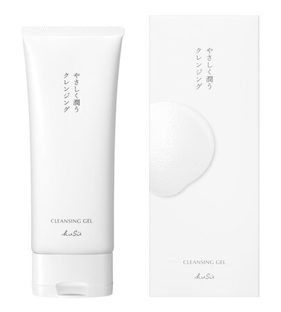 メイクがとろけて 毛穴すっきり、肌しっとり 「KuSu ポアクリア