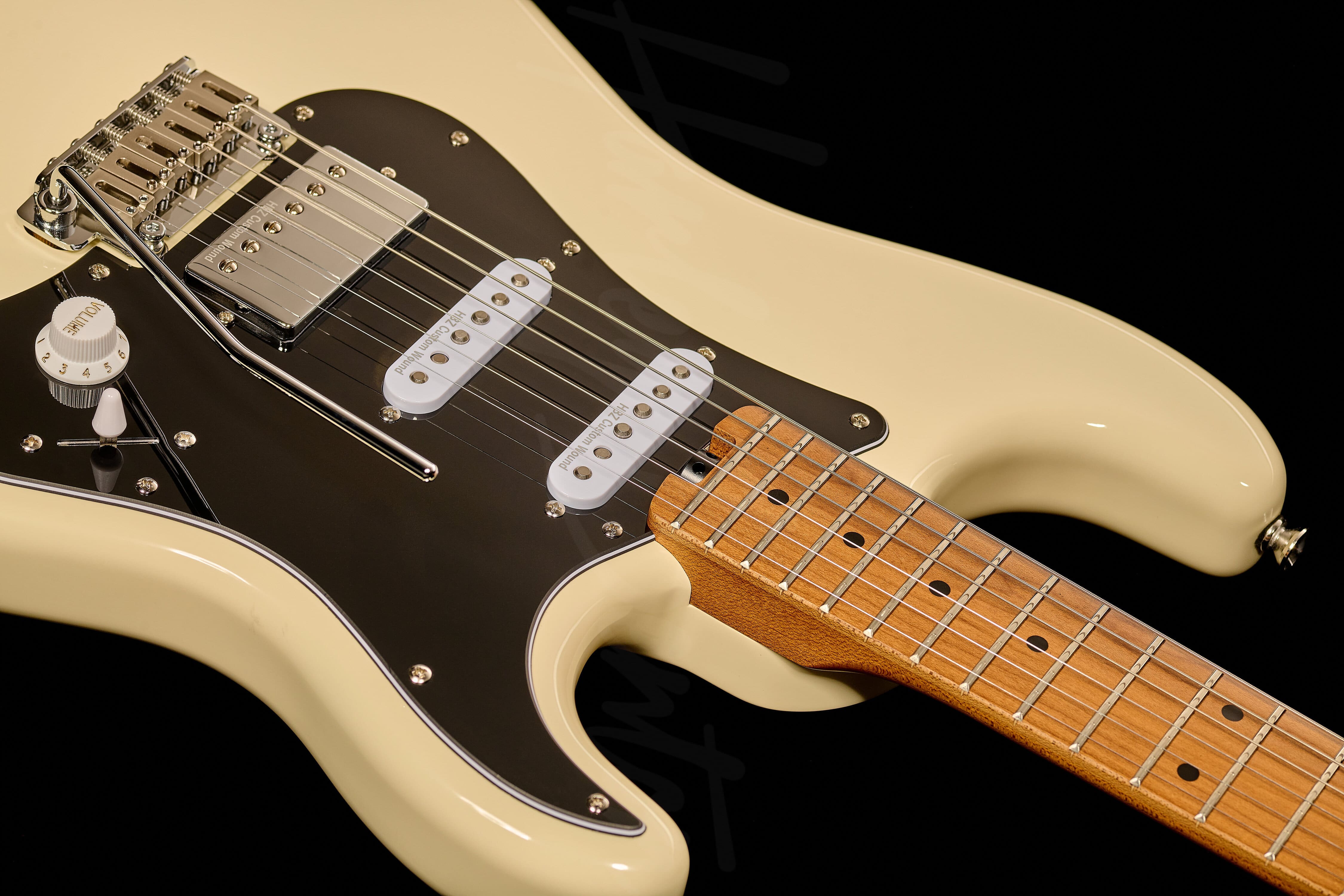 ST-Modern HSS MN OW - Harley Benton