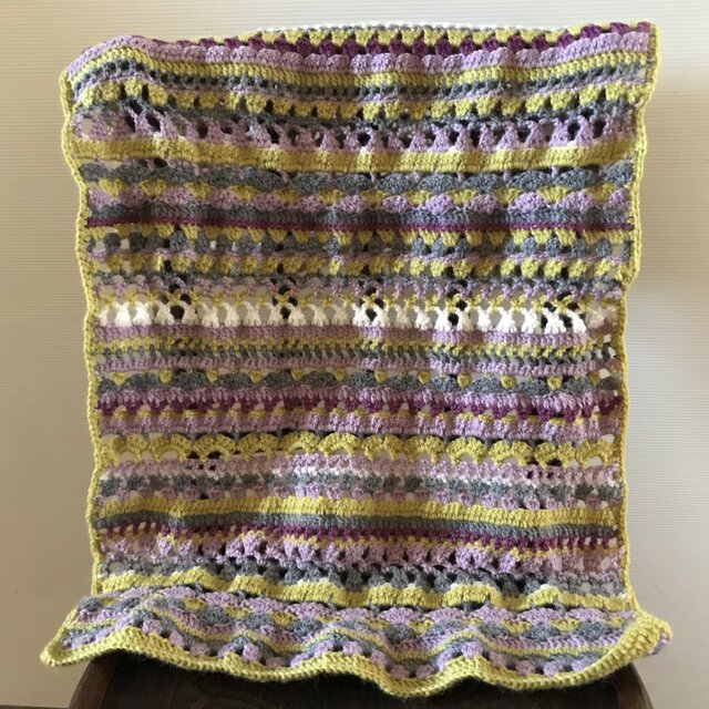 スパイシーブランケット ウール かぎ針編みのミニブランケット（マルチ