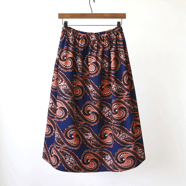 アフリカ布のギャザースカート（ ネイビー×ペーシュ ）アフリカン