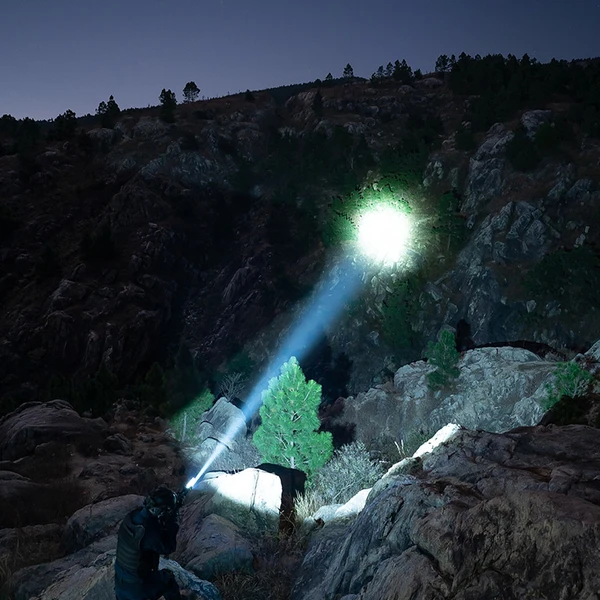 Javelot 強力 防災 遠距離照射EDC - Olight Japan