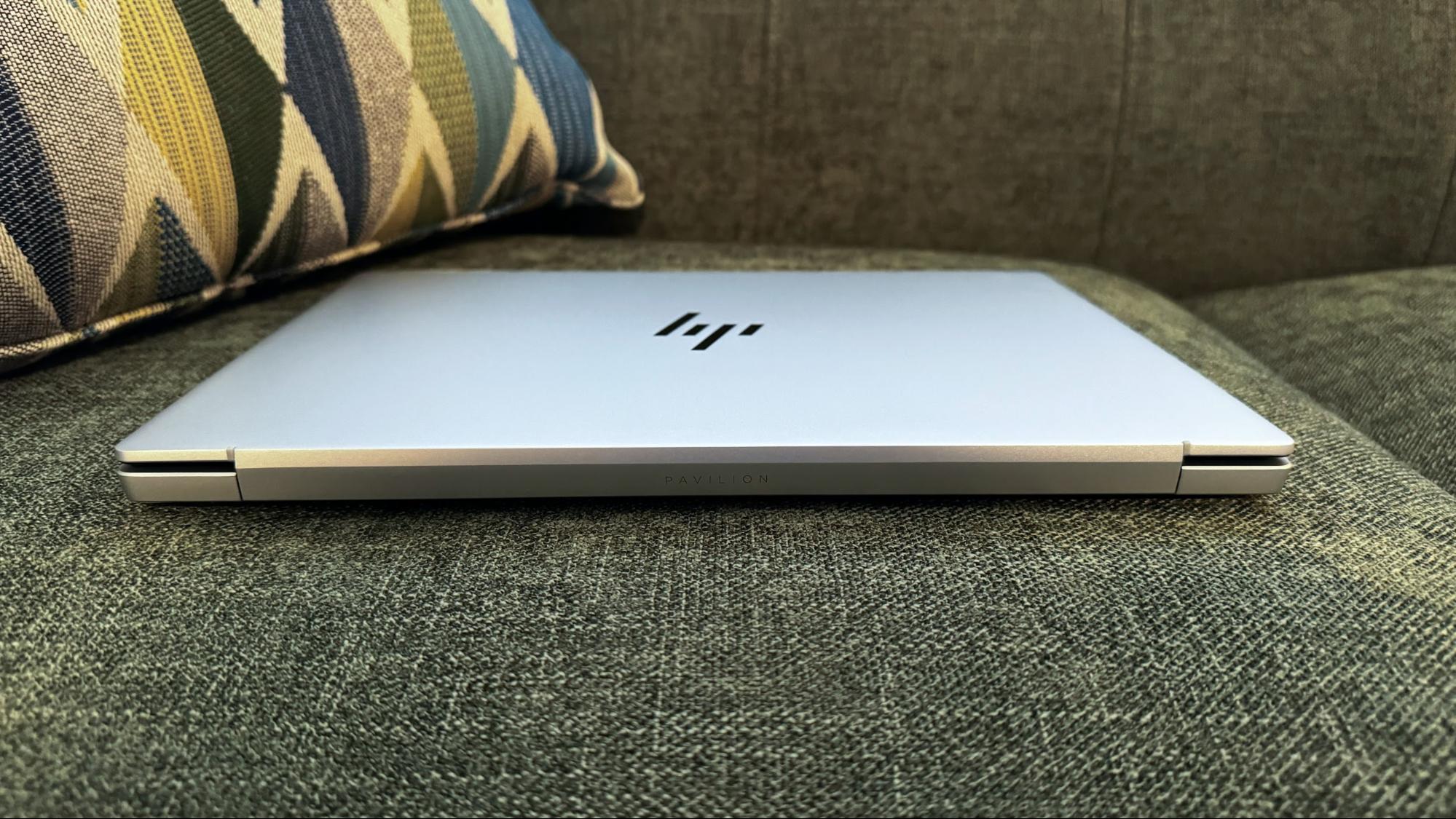 HP Pavilion Plus 14 OLED Review: Reasonably Priced WIth AMD Zen 4
