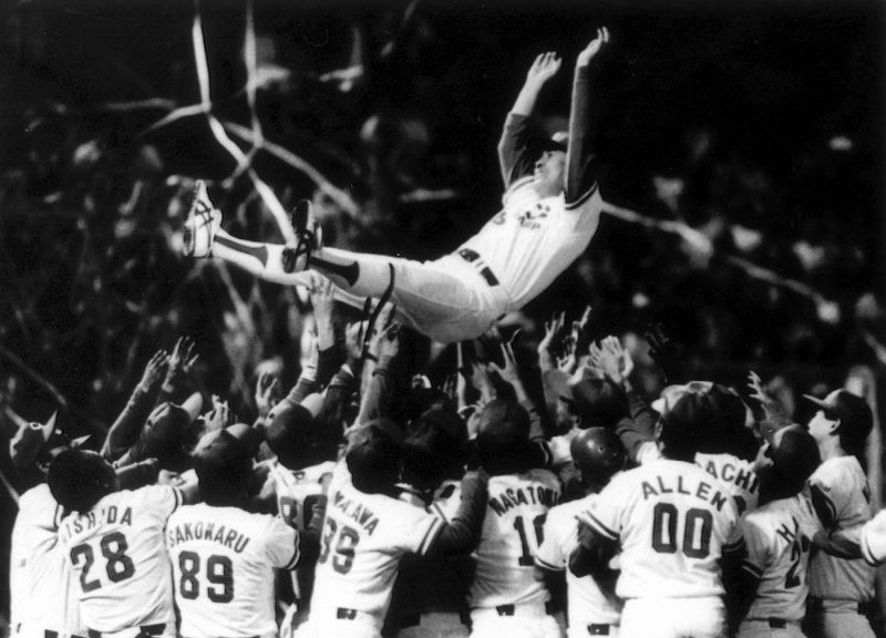 広島カープ：晴れの暁 1975年の初優勝から振り返る [写真特集25/29