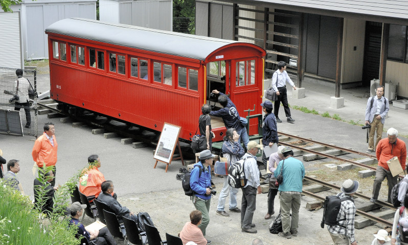 森林鉄道：60年ぶり客車よみがえる 群馬・沼田 | 毎日新聞