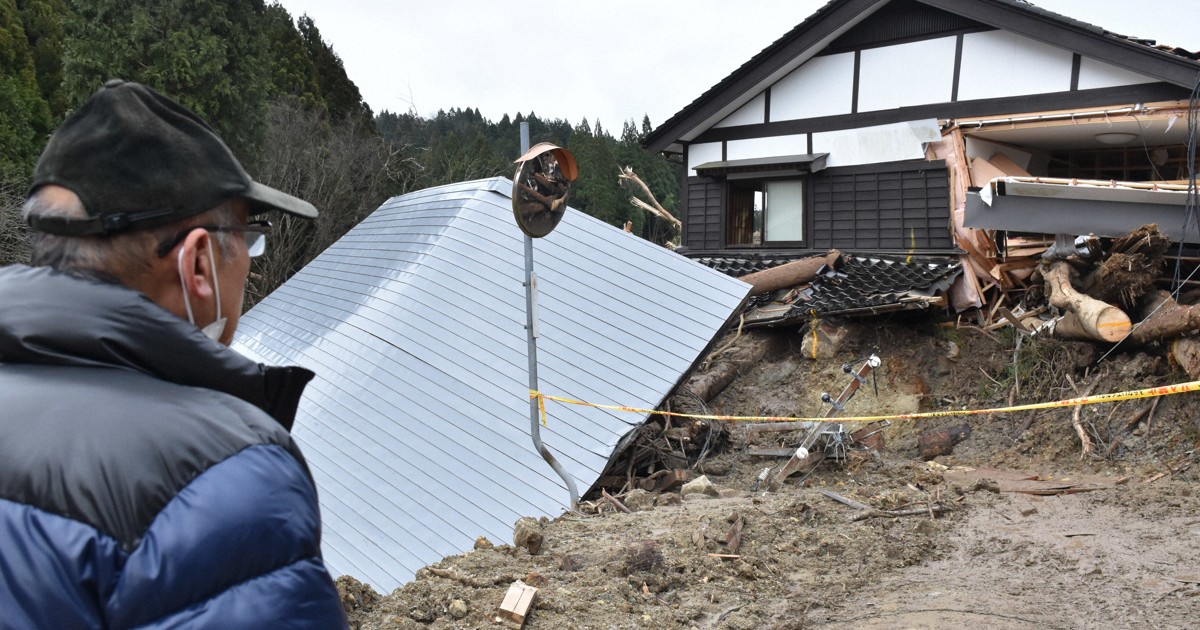 泥だらけの顔 拭いてあげたい」 3週間見つからぬ弟、捜す兄 | 毎日新聞