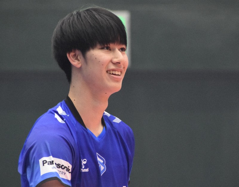 甲斐優斗が大阪ブルテオンでSVリーグデビュー バレーボール | 毎日新聞