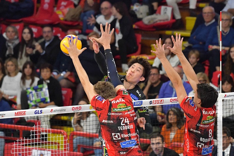 頂点への覚悟：ペルージャ2季目開幕「チームにスイッチを入れる