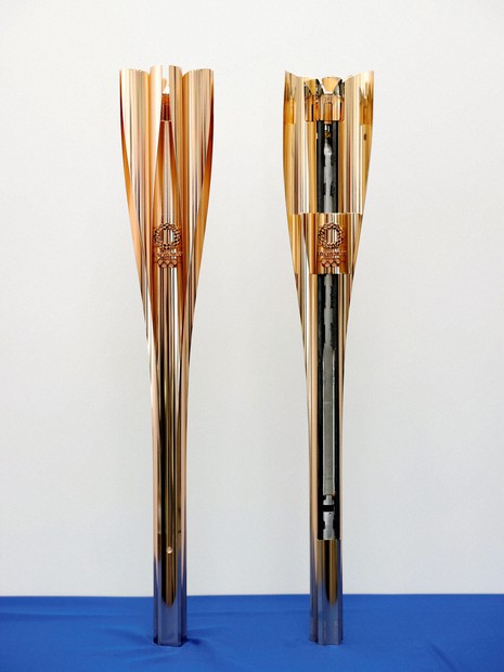 聖火が消えた…関係者絶句 「絶対消えないトーチ」は看板倒れ？ | 毎日新聞