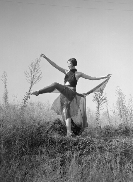 半島の舞姫」崔承喜の人生を舞台化 「生命力を伝えたい」 | 毎日新聞