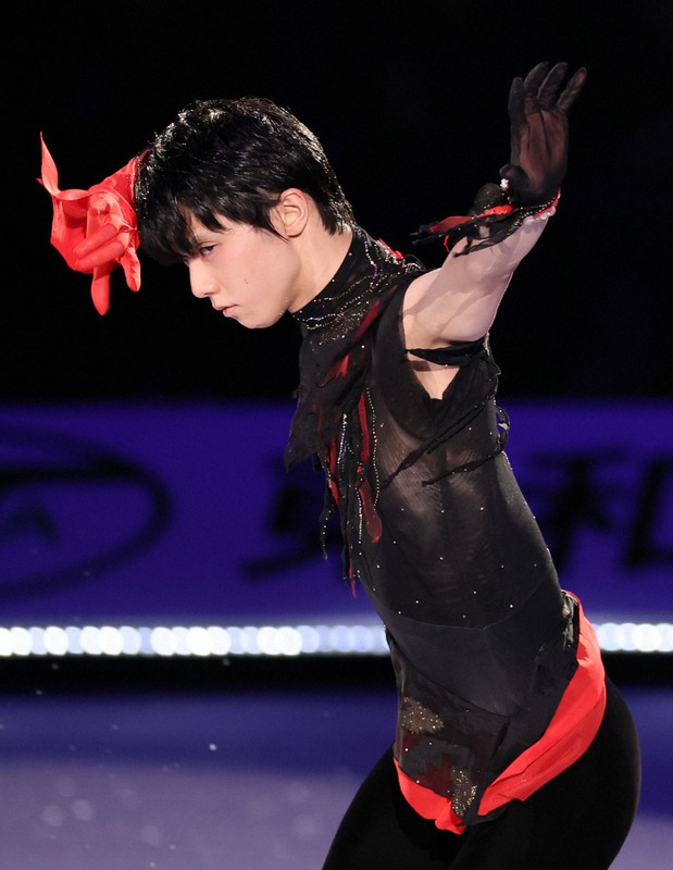 羽生結弦さん 初のアイスショー「プロローグ」 [写真特集10/39] | 毎日新聞