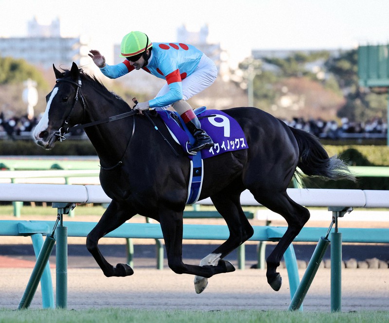 イクイノックスが優勝 競馬・有馬記念 [写真特集1/14] | 毎日新聞