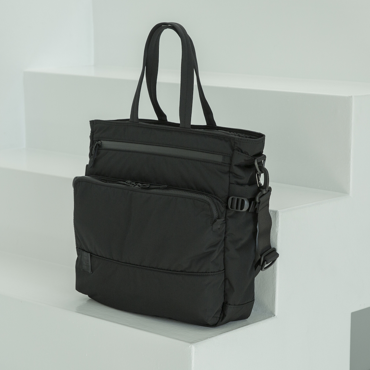 HEAD PORTERの名作『BLACK BEAUTY』をRAMIDUSが再構築