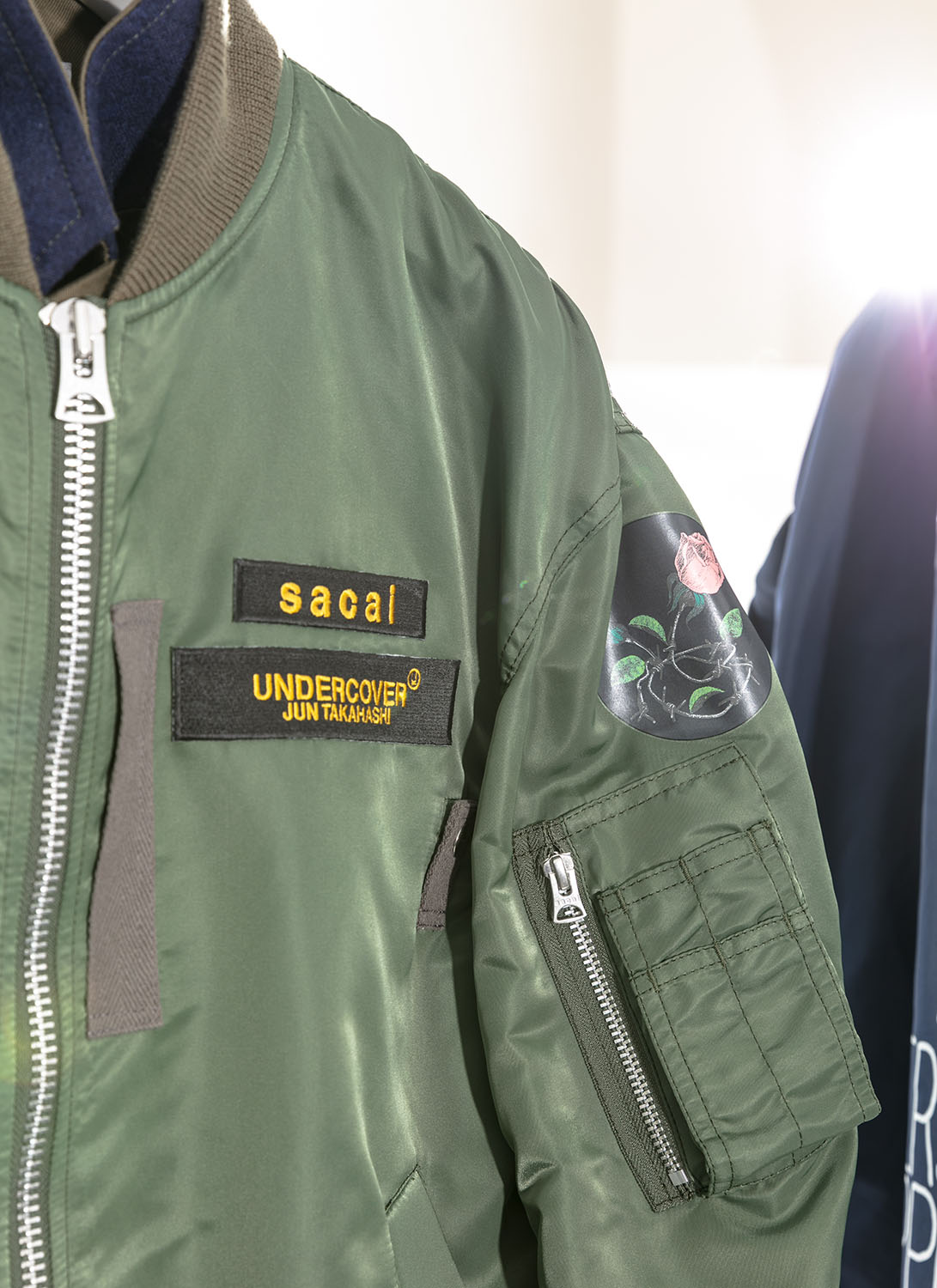 sacai × UNDERCOVERのコラボレーションアイテムがsacai THE storeで