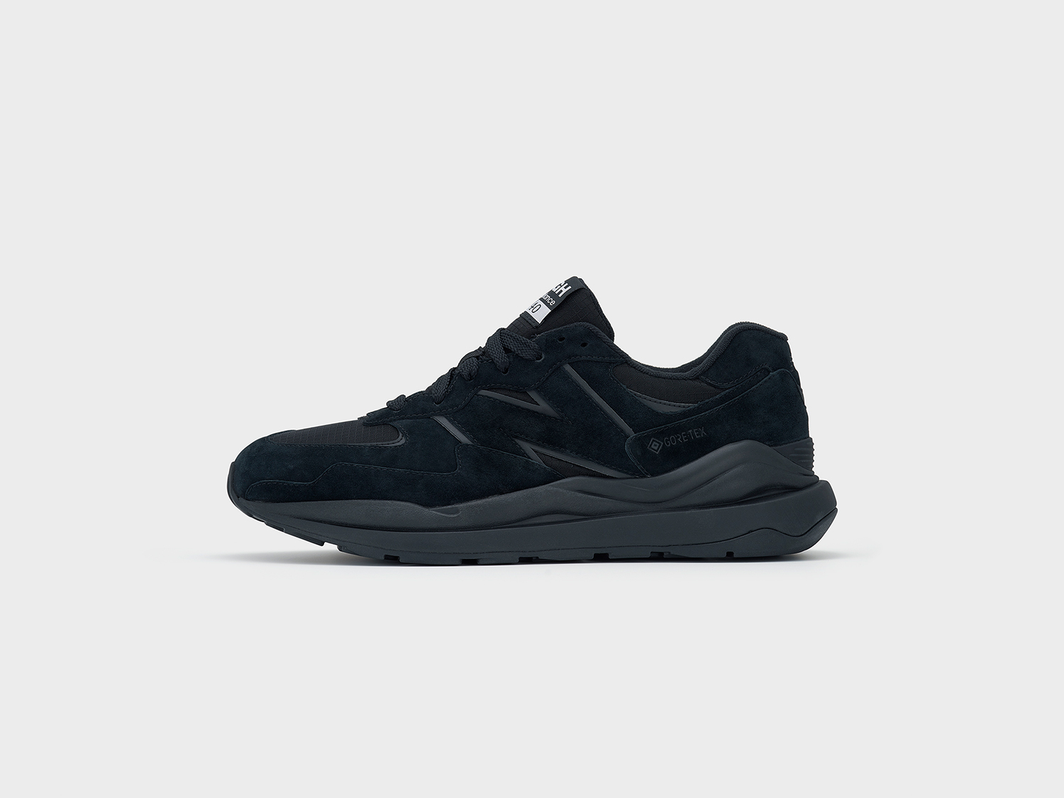 COMME des GARÇONS HOMME × New Balanceの『57/40』