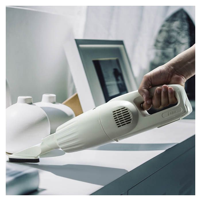 マキタ 10.8V充電式クリーナ レッド CL116DWRの通販｜集塵機・ブロワー