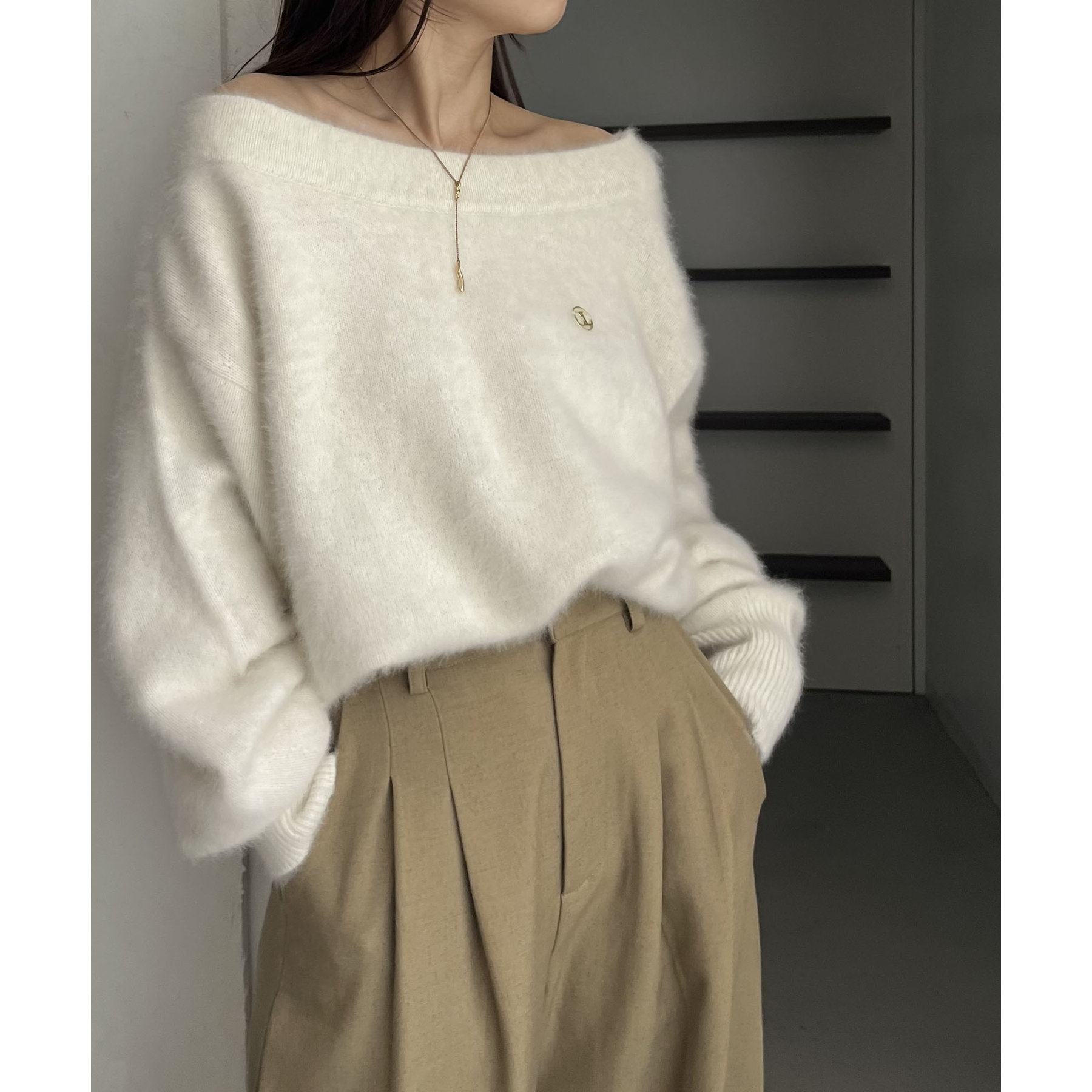 C.L】FOXカシミアボートネックニット | ファッション通販サイト NUGU