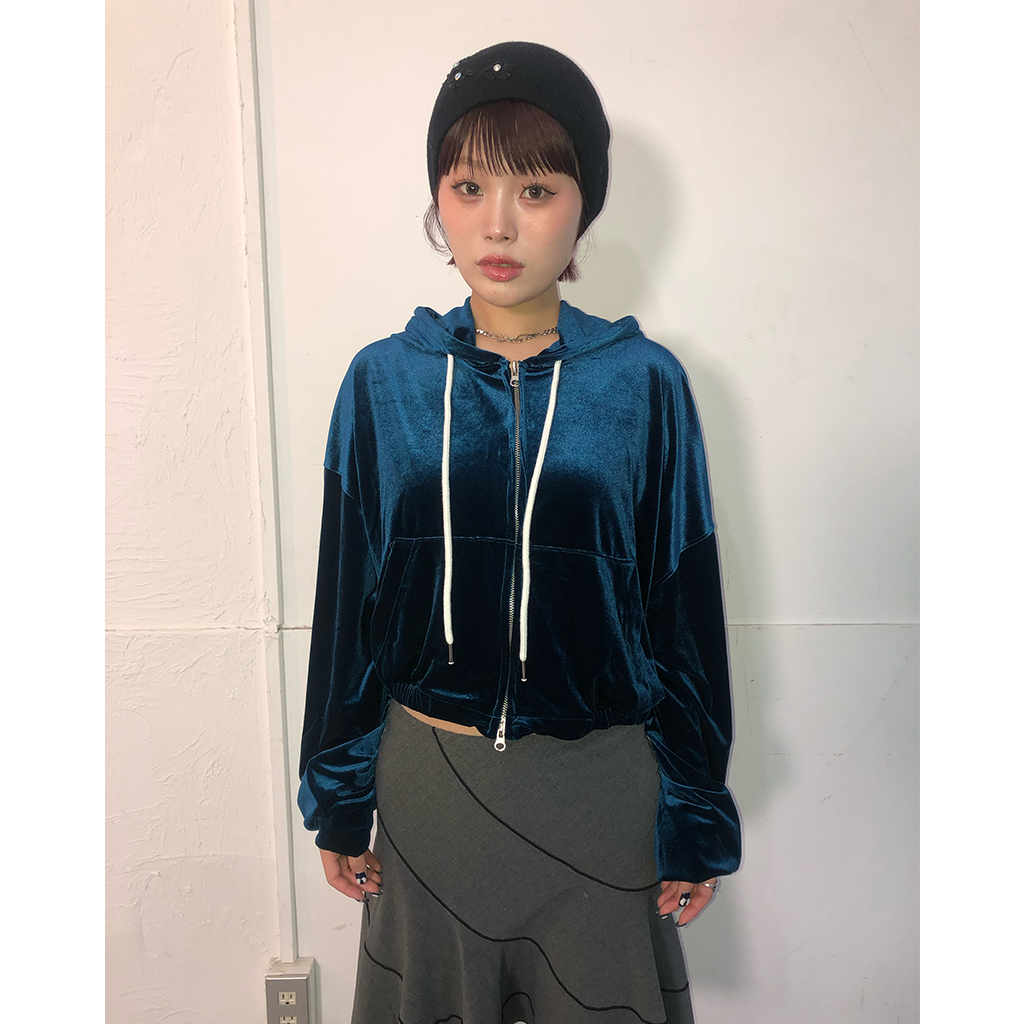 ベルベットクロップドジップパーカー | ファッション通販サイト NUGU