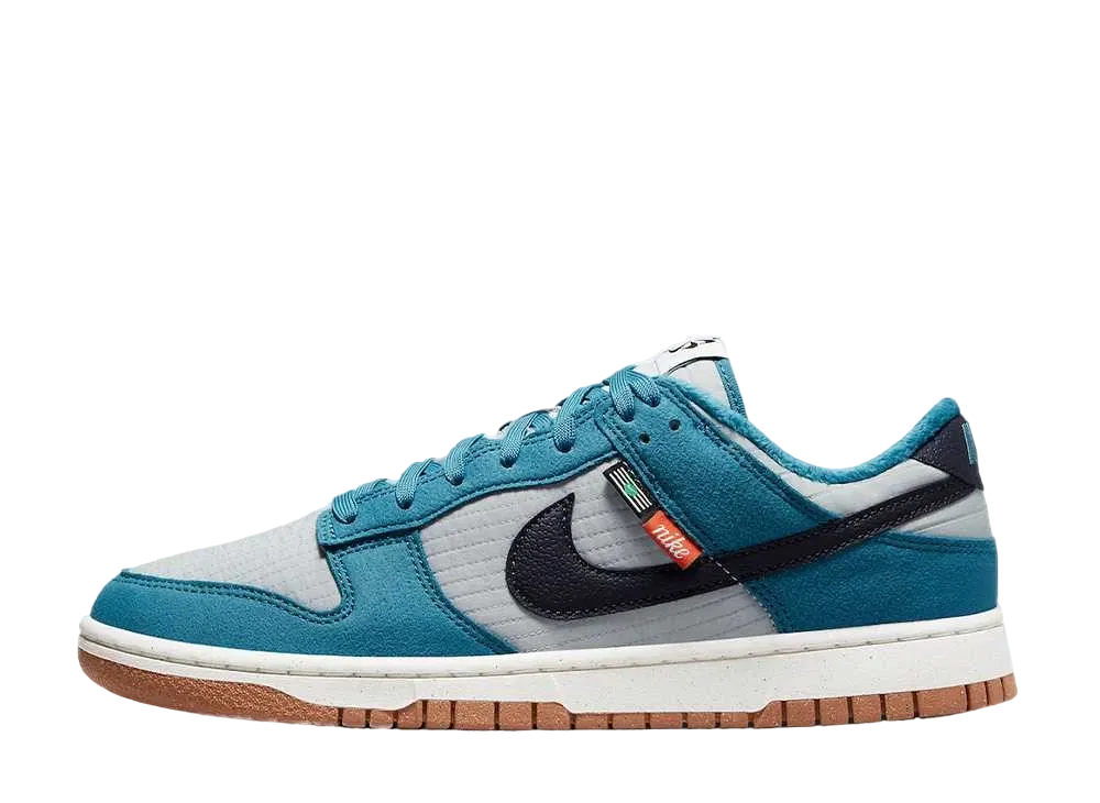 Nike Dunk Low SE Toasty 