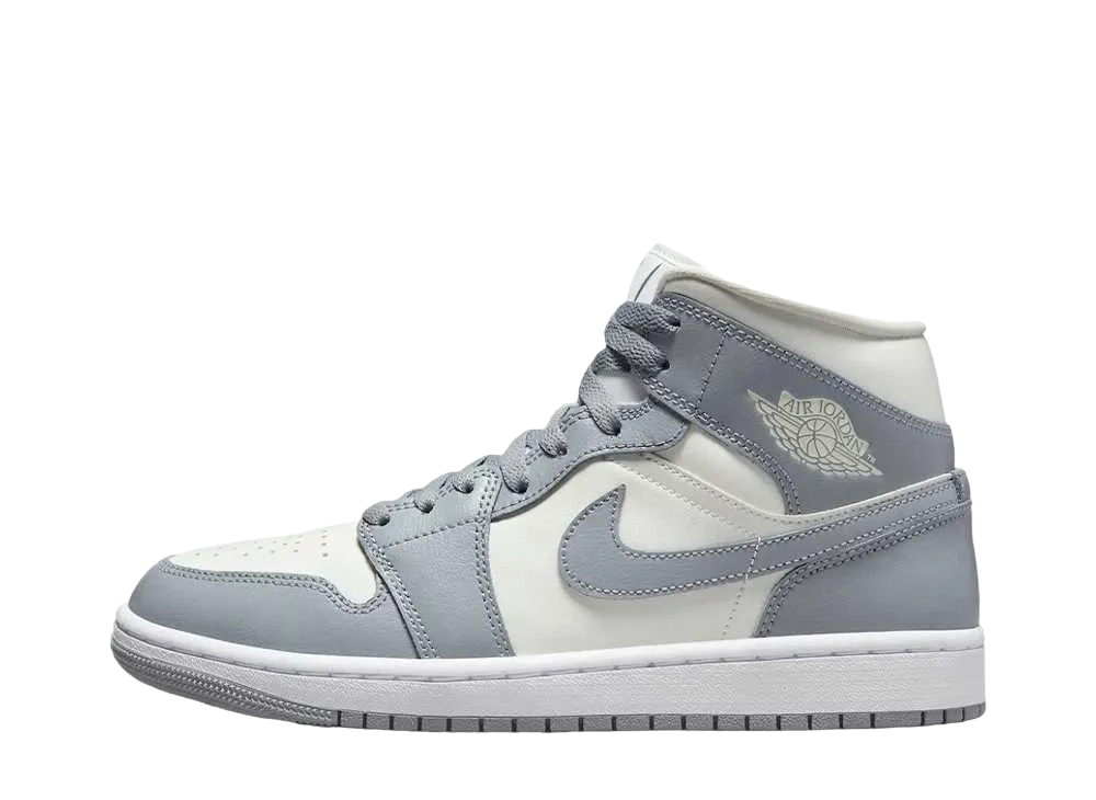 Nike Women's Air Jordan 1 Mid 