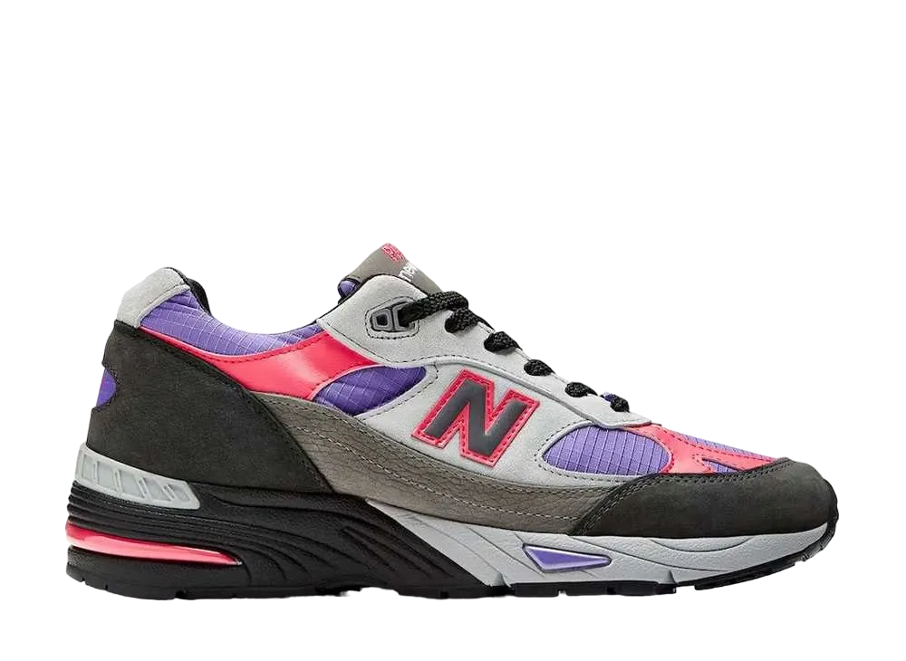 Palace × New Balance 991 