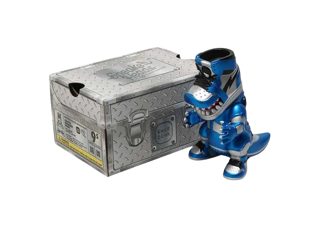 トウキョウガンズ スニーカーダンク×トウキョウガンズ ソフビトイ