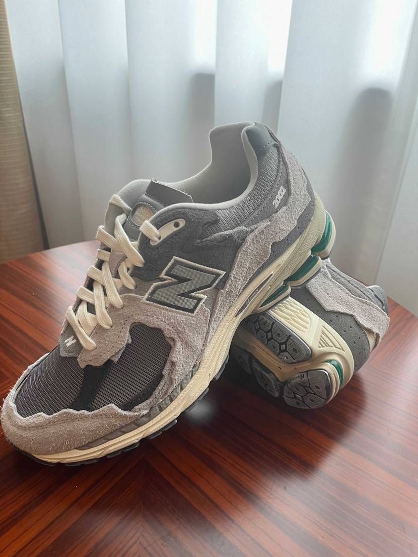 ニューバランス 2002R プロテクション パック 