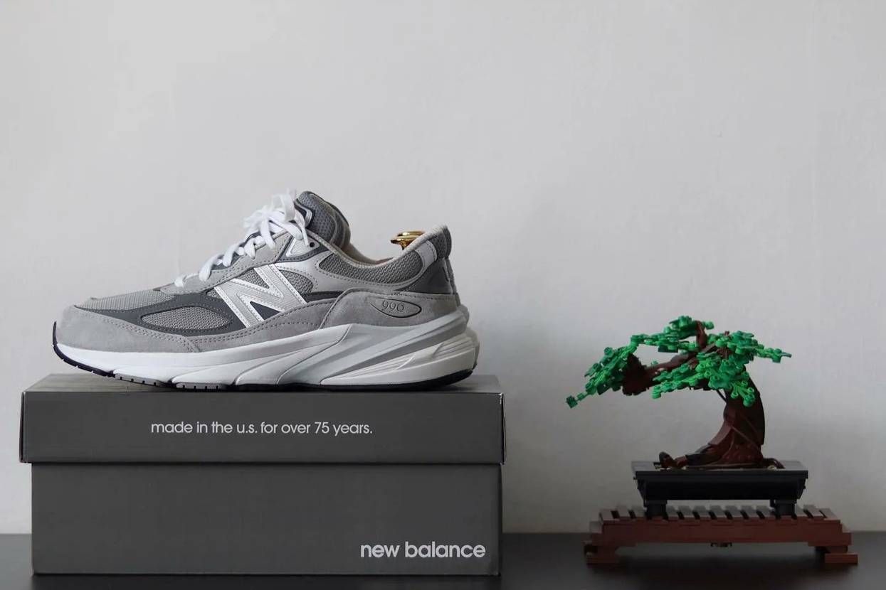 12/16発売｜New Balance 990V6 