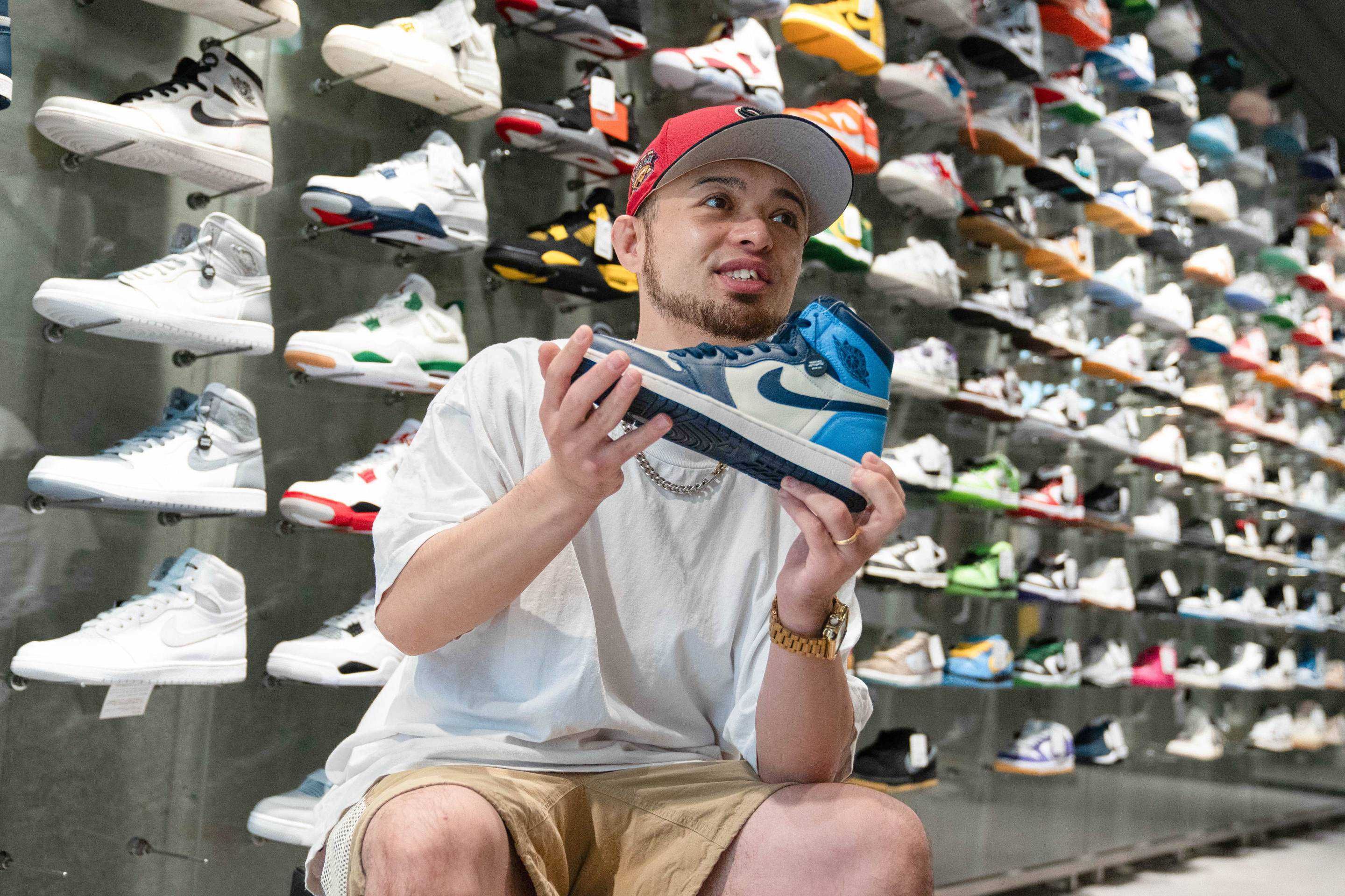 スニダン原宿店長・タフケンが