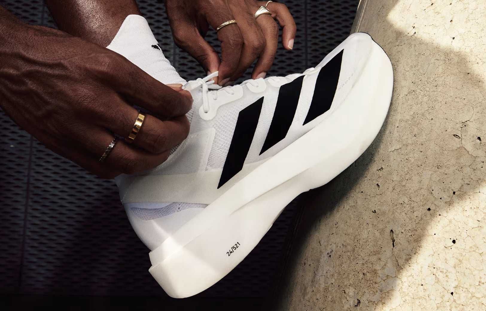 スパイク・シューズ Adizero Adios Pro Evo1 マラソンの未来を切り拓く