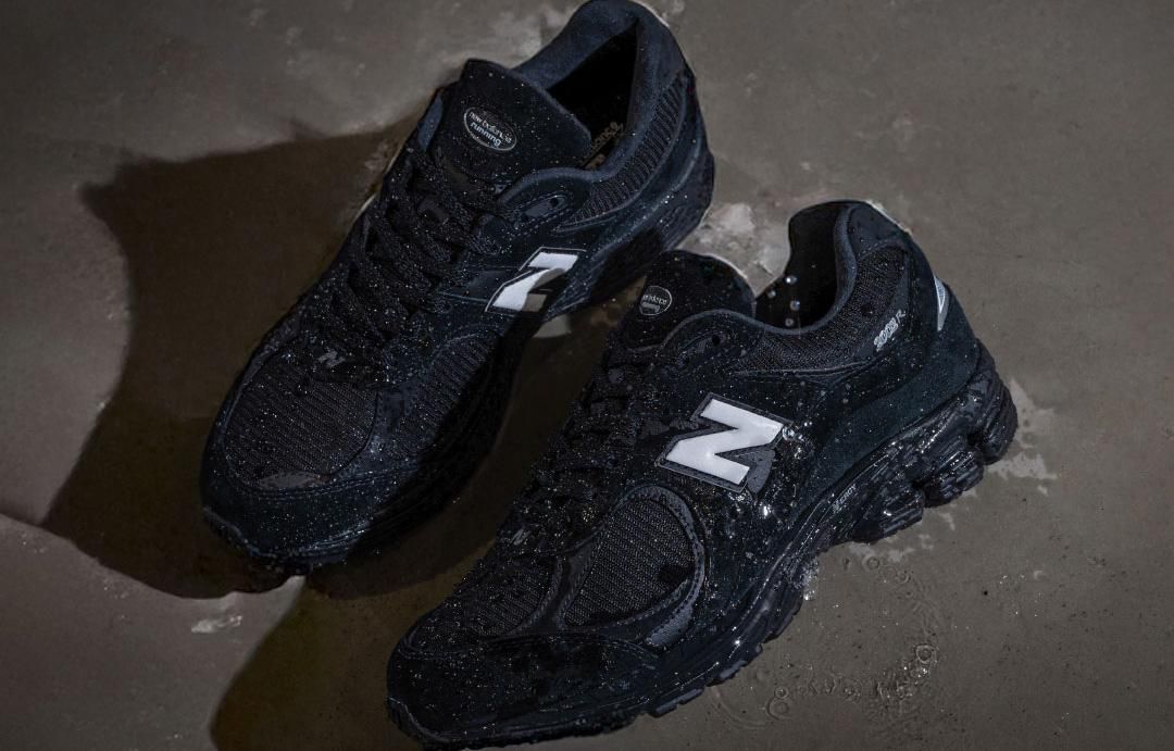 4/18発売｜New Balance 2002R GORE-TEX 