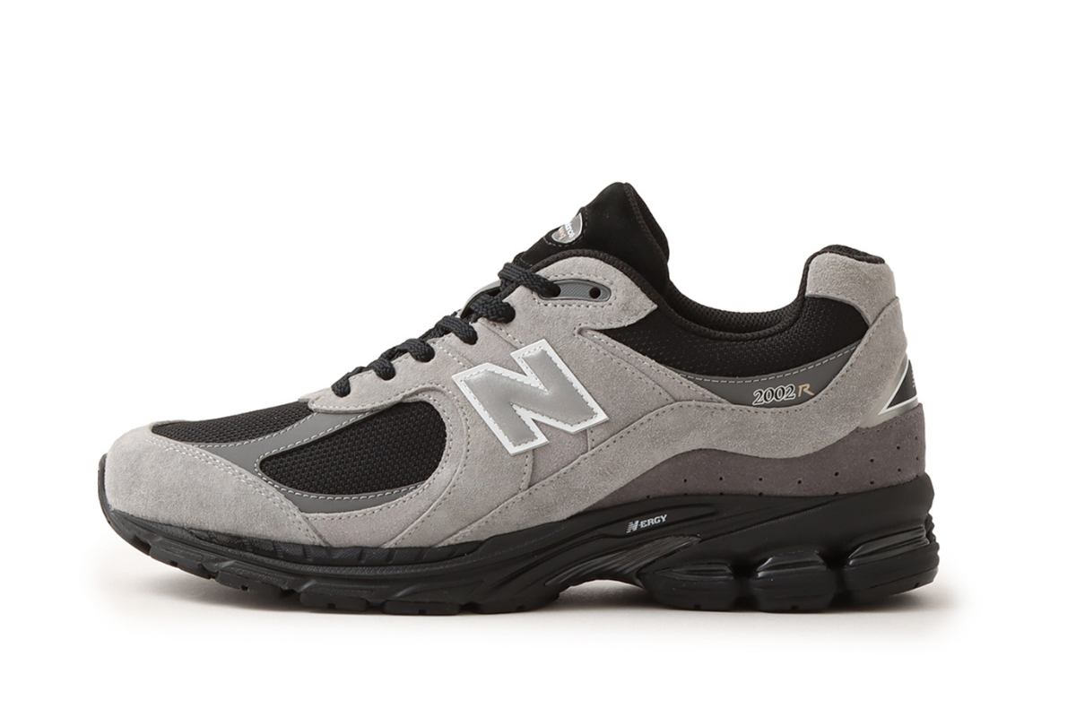 11/14発売｜New Balance 2002R 