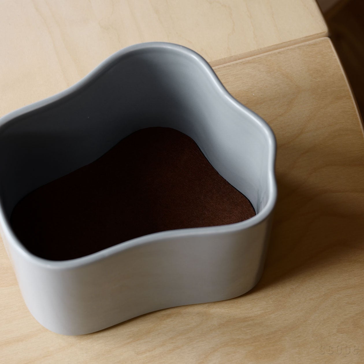 Riihitie プラントポット | Artek (アルテック)