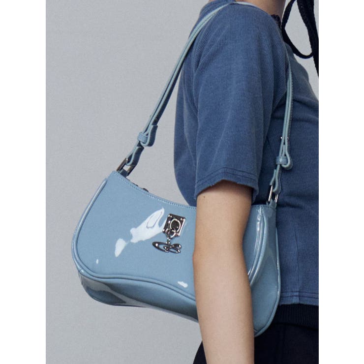 チャームエナメルショルダーバッグ[品番：MKSW0064307]｜EMODA（エモダ