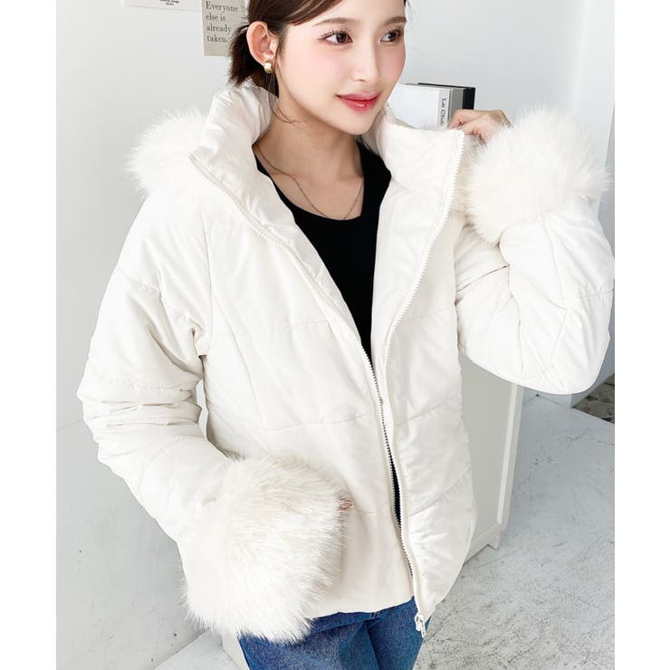 ベルト付きフードファーダウンジャケット[品番：ERMW0004046]｜moment+